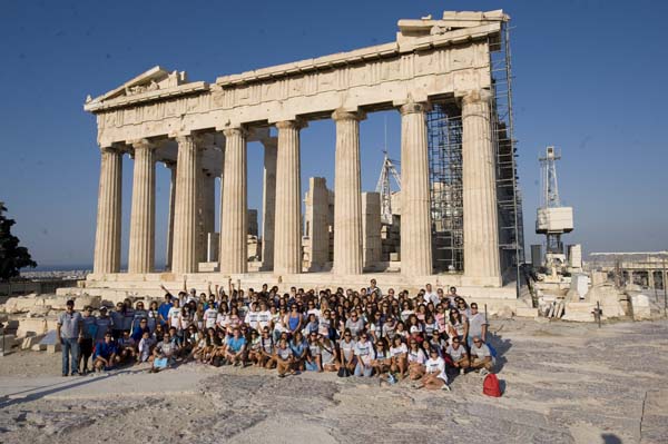 Gruppe foran Parthenon i Athen